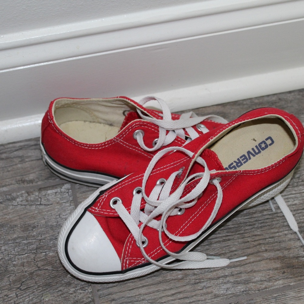 Red Converse